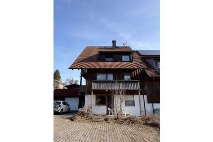 Haus zum Kaufen in Feldberg 749.000,00 € 245 m²