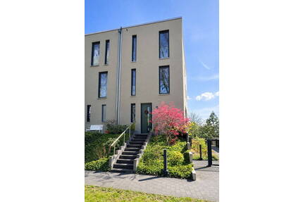 Exklusives Townhouse in Babelsberg mit Garten, Sauna & Designer-Küche - Potsdam Babelsberg Nord