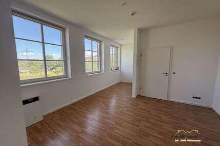 Wohnung zum Mieten in Bitterfeld 250,00 € 31.3 m²