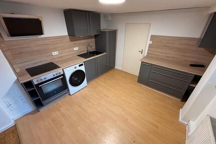 2-Zimmer Souterrainwohnung frisch renoviert - Langen (Hessen)