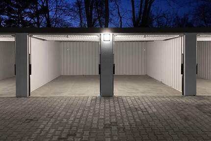 8 Neubau-Garagen im Garagenhof Sonneberg am Standort Köppelsdorfer Straße zu erwerben.