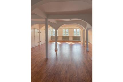 Historische 2-Zimmer Altbauwohnung - Flensburg