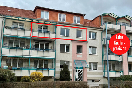 HORN IMMOBILIEN++ Neubrandenburg, 4-Raum Eigentumswohnung, modernisiert, EBK und Stellplatz -bezugsfrei-