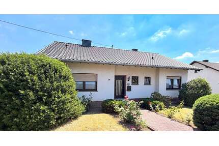 Haus zum Kaufen in Ettringen 298.000,00 € 120 m²