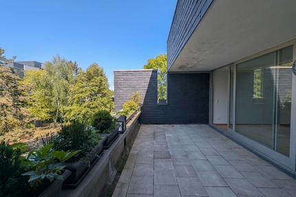 Wohnung zum Kaufen in Düsseldorf 385.000,00 € 68.47 m²