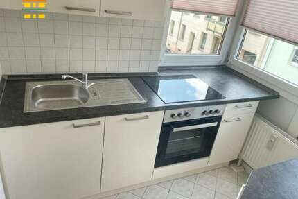 Wohnung zum Kaufen in Chemnitz 70.000,00 € 69.69 m²