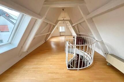Besonderes Fachwerkhaus mit Galerie - Ideal für Paare&Homeoffice - Walluf
