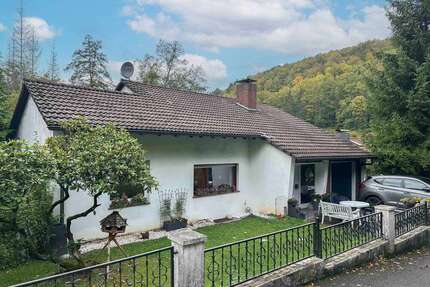 Haus zum Kaufen in Hagen 250.000,00 € 176.79 m²