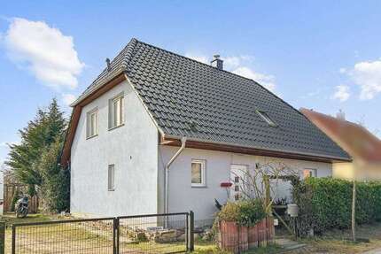 Haus zum Kaufen in Wustermark 490.000,00 € 139 m²