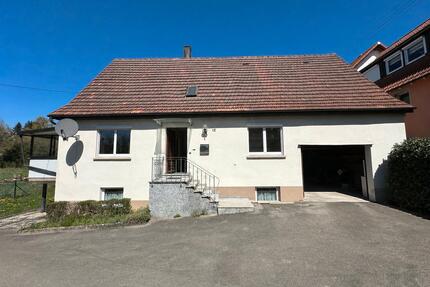 Charmantes Einfamilienhaus mit Wintergarten & Garage in Bisingen