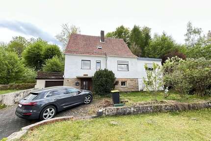 Haus zum Kaufen in Diemelstadt-Wrexen 160.000,00 € 135 m²