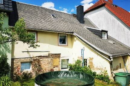 Häuschen im Ortskern von Elstra