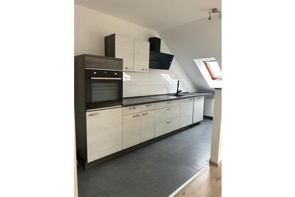 2 Zimmer Dachgeschoss Wohnung Raum Uellendahl - Wuppertal Dönberg