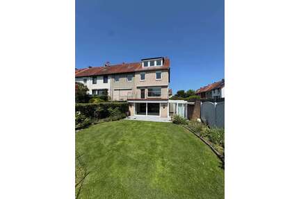 Haus zum Kaufen in Bremen 329.000,00 € 164.66 m²
