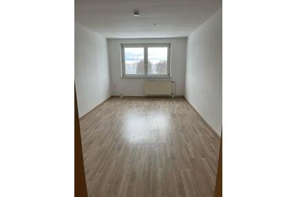 Wohnen auf dem Lande mit kurzen Wegen in die Stadt +++ 3-Raum-Wohnung mit Blick in die Natur in Pripsleben zu vermieten +++ - Rosenow