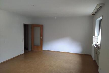 2 Raum Wohnung - 750,00&nbsp;EUR Kaltmiete, ca.&nbsp; 100,00&nbsp;m&sup2; in Oberzent (PLZ: 64760)