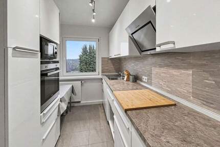 Charmante 3-Zimmer-Wohnung mit Balkon und eigenem Stellplatz - Burscheid Hilgen