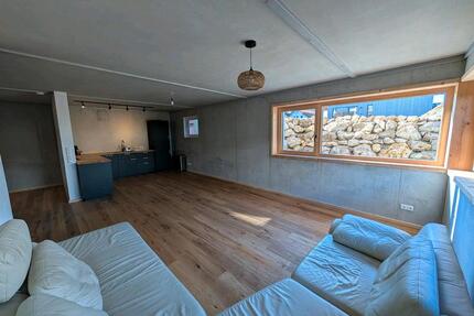 Wohnung, 1-Zimmerwohnung 52qm - 550,00&nbsp;EUR Kaltmiete, ca.&nbsp; 52,00&nbsp;m&sup2; in Hofstetten (PLZ: 86928)