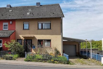 Großzügige Doppelhaushälfte mit Ausbaureserve - Krombach