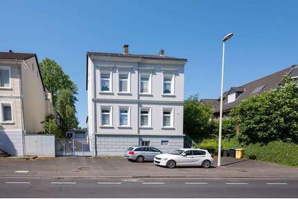 Haus zum Kaufen in Bonn Mehlem 735.000,00 € 196 m² - Bonn / Mehlem