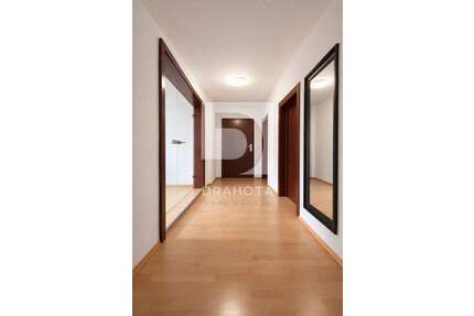 Wohnung zum Kaufen in Herrenberg 214.000,00 € 62 m²