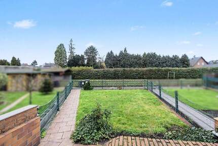 Sofort wohlfühlen: 3-Zi.-RMH mit Garten in Moers