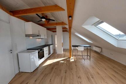 Dachgeschosswohnung in Stutensee-Staffort ab 1. Mai