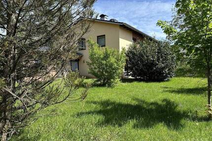 Geräumiges Ein- bis Zweifamilienhaus auf großem Grundstück in guter Lage! - Bad Reichenhall