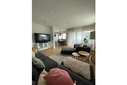 Helle 4-Zimmer-Wohnung mit Balkon, Garage & Gartenmitnutzung - Eberbach