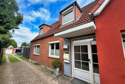 Haus zum Kaufen in Bad Schwartau 220.000,00 € 110.97 m²