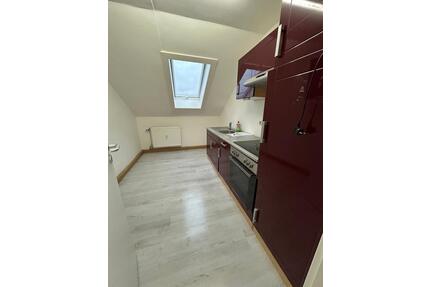 Schöne 5-Zimmer-Wohnung im 5. Stock in Erbendorf zu vermieten! Sofort verfügbar!