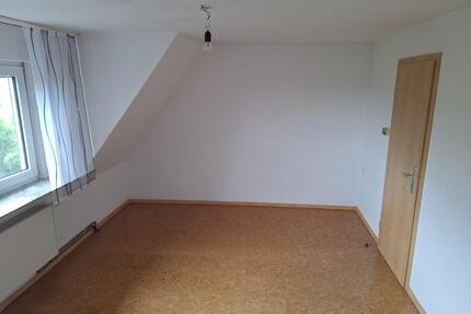 Kleine Wohnung ab April zu vermieten - Bestwig