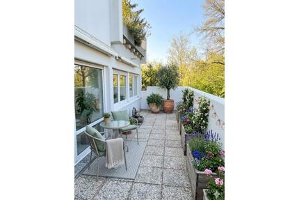 Große Terrassenwohnung im Komponistenviertel Darmstadt