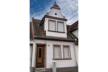 Haus zum Kaufen in Aken 40.000,00 € 68 m²