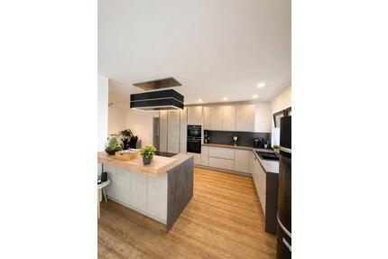 Bungalow mit 7 Zimmern im Grünen- Provisionsfrei - Höhn