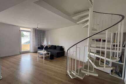 Wohnung zum Kaufen in Düsseldorf 325.000,00 € 85 m²