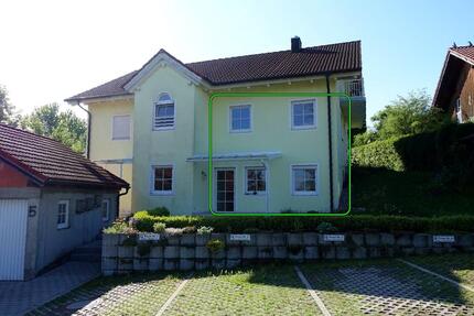 Ruhige 7-Zimmerwohnung mit 2 Terrassen und Gartenanteil - Taufkirchen (Vils)