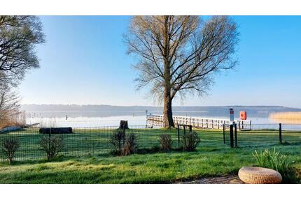 Traum-Strandkate direkt am Schweriner See: Seeblick & Hund willkommen - eingezäunter Garten - Ferienhaus nahe Ostsee, Wismar, Poel, Last Minute, Mecklenburg, MV