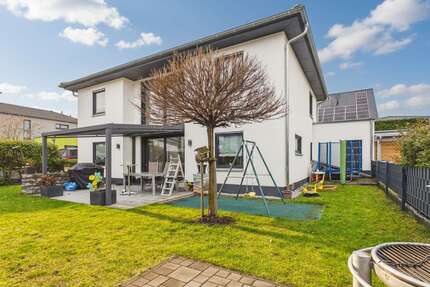 Haus zum Kaufen in Stadecken-Elsheim 715.000,00 € 143 m²
