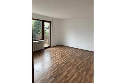 Sonnige 2-Zi.-Whg. BalkonStellplatz Stuttgart-Weilimdorf