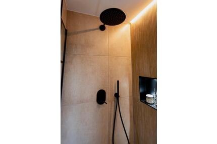 Erstbezug nach Kernsanierung am Hofgarten - Düsseldorf Derendorf