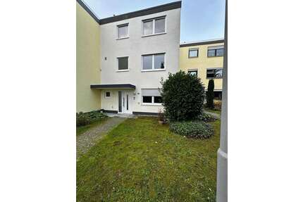 Haus zum Kaufen in Wiesbaden 798.000,00 € 200.57 m²