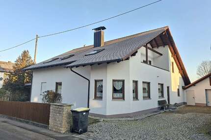 Haus zum Kaufen in Diedorf 945.000,00 € 330 m²