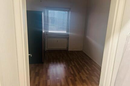 Ich miete ein Einzelzimmer. - 530,00&nbsp;EUR Kaltmiete, ca.&nbsp; 25,00&nbsp;m&sup2; in Mannheim (PLZ: 68169) Herzogenried