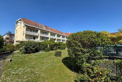 Attraktive 2,5-Zimmer-Wohnung mit Süd-Balkon - Ludwigsburg / Pflugfelden