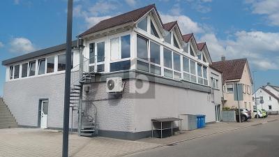 HOTEL, GASTRONOMIE O. ALTERSRESIDENZEN - Mengen