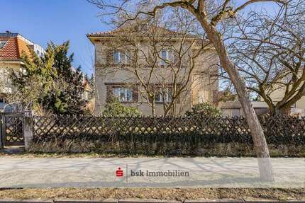 Haus zum Kaufen in Berlin 1.200.000,00 € 152.66 m²