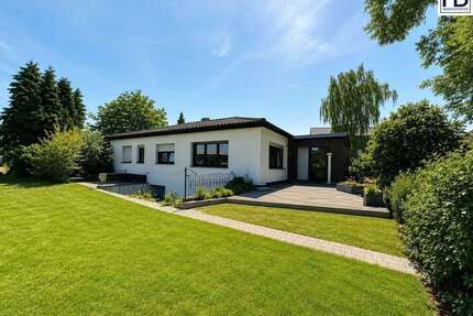 Haus zum Kaufen in Elsdorf 1.980.000,00 € 500 m²