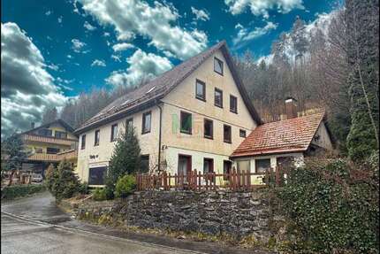 Haus zum Kaufen in Baiersbronn 159.000,00 € 224 m²