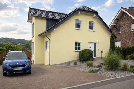 Haus zum Kaufen in Niedenstein Wichdorf 399.000,00 € 192 m² - Niedenstein / Wichdorf